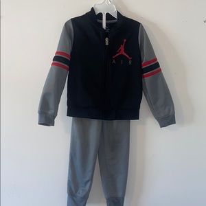 Boys 2pc jordan outfit